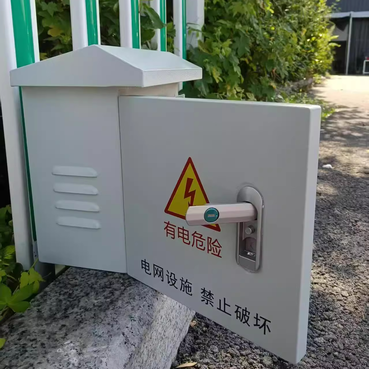 環境に優しいロボットベースキャビネットエンクロージャ:グリーン製造のための持続可能なオプション