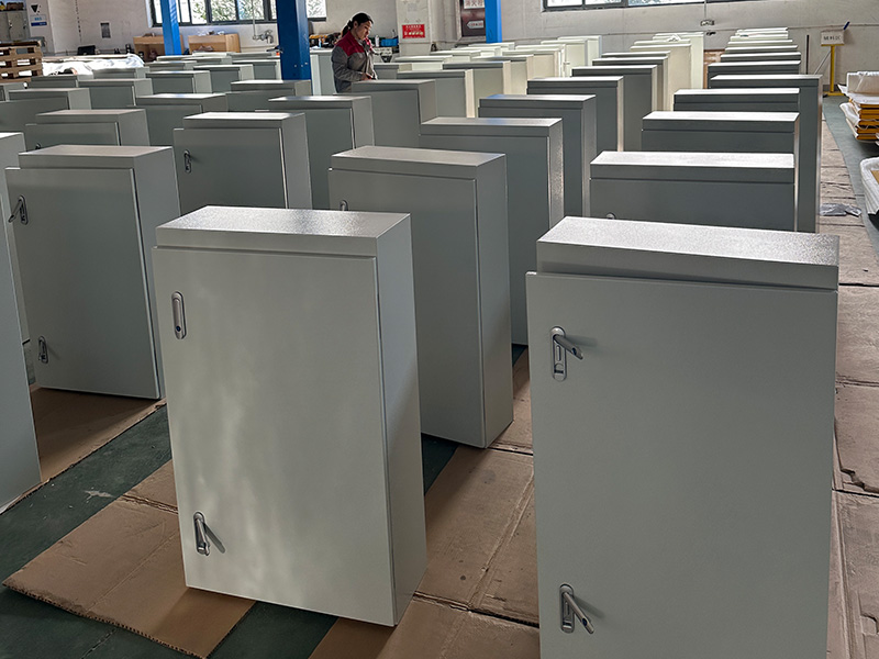 洋上風力変電所には金属筐体が推奨されますか?